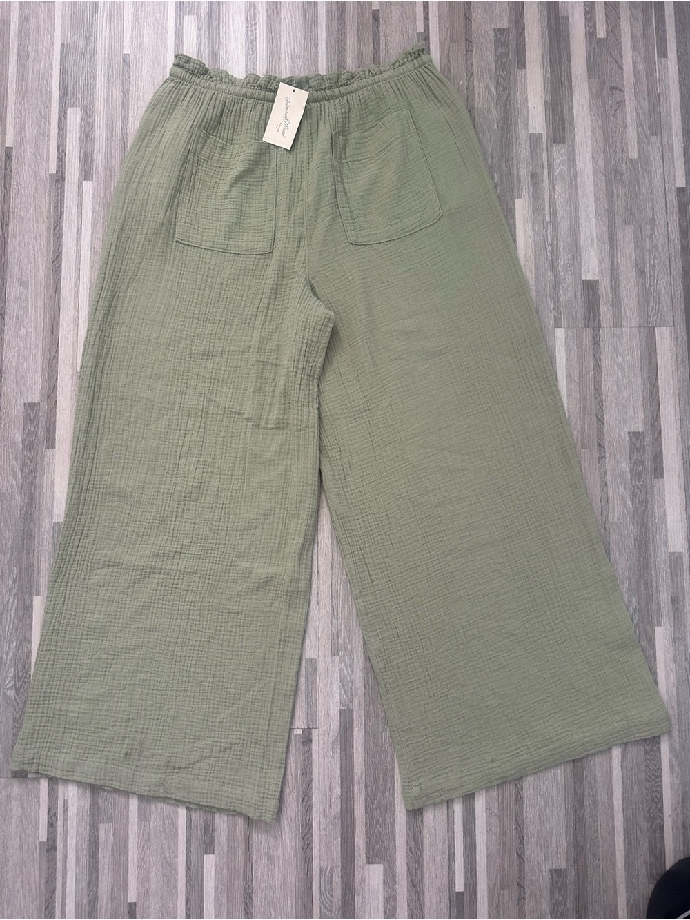 Universal Thread Women's Wide-Leg Cotton Gauze Pants – Size XL, Light Green - Picture 11 of 11